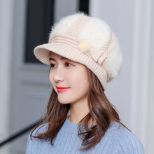 Load image into Gallery viewer, Winter Hat with brim 9 (Seven colours)