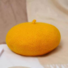 Load image into Gallery viewer, Wool beret hat 2 (Eleven colours)