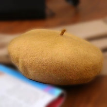 Load image into Gallery viewer, Wool beret hat 2 (Eleven colours)