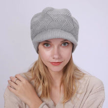 Load image into Gallery viewer, Winter Hat with brim 15-2 (Nine colors)