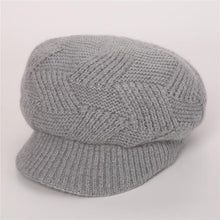Load image into Gallery viewer, Winter Hat with brim 15-2 (Nine colors)