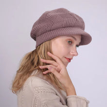 Load image into Gallery viewer, Winter Hat with brim 15-2 (Nine colors)