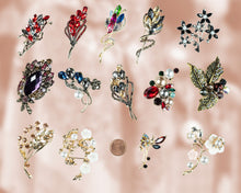 Load image into Gallery viewer, Flower brooches (one piece price from $8-$15)