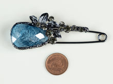 Load image into Gallery viewer, Large Pins using for shawl and sweater 1