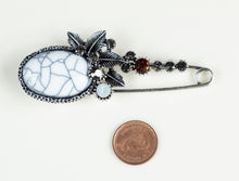 Load image into Gallery viewer, Large Pins using for shawl and sweater 1