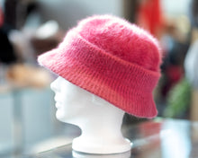 Load image into Gallery viewer, Winter Hat with brim 12
