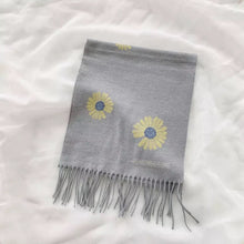 Load image into Gallery viewer, Narrow long wool feeling plain scarf with tassel (Five colours)
