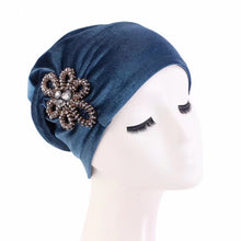 Load image into Gallery viewer, Velvet headwrap with shinning design (Six colors)
