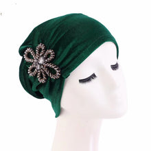 Load image into Gallery viewer, Velvet headwrap with shinning design (Six colors)
