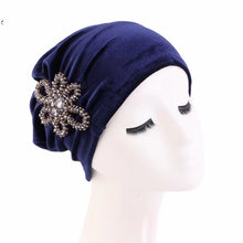 Load image into Gallery viewer, Velvet headwrap with shinning design (Six colors)
