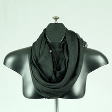 Load image into Gallery viewer, Plain silk feeling buttoned shawl (nine colours)
