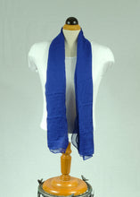 Load image into Gallery viewer, Plain silk feeling buttoned shawl (nine colours)
