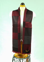 Load image into Gallery viewer, Narrow long wool unisex classic check plaid scarf (Five colours)
