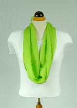 Load image into Gallery viewer, Plain silk feeling buttoned shawl (nine colours)
