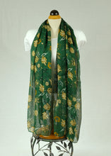 Load image into Gallery viewer, Flower pattern cotton feeling long scarf (four colours)
