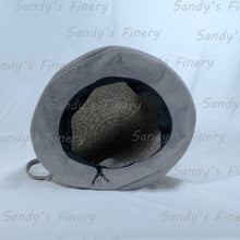 Load image into Gallery viewer, Fall/winter  Hat with brim
