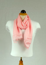 Load image into Gallery viewer, Plain silk feeling buttoned shawl (nine colours)
