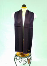 Load image into Gallery viewer, Narrow long wool unisex classic check plaid scarf (Five colours)
