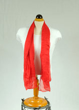 Load image into Gallery viewer, Plain silk feeling buttoned shawl (nine colours)
