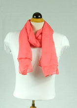 Load image into Gallery viewer, Plain silk feeling buttoned shawl (nine colours)
