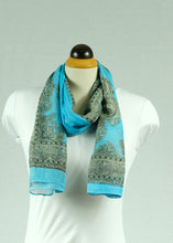 Load image into Gallery viewer, Silk feeling buttoned shawl  (Eleven colours)
